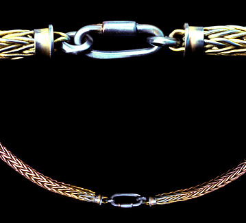 Niobiium and Titanium Roman Chain